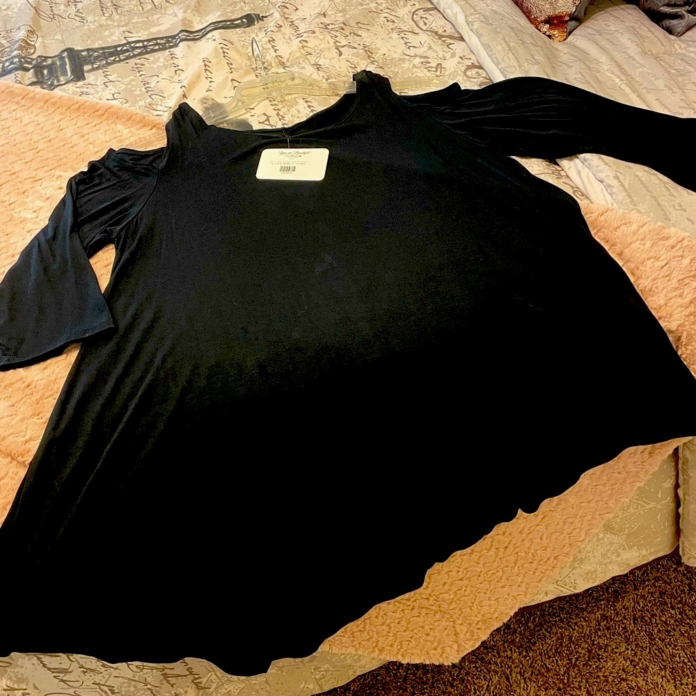 Black Cold Shoulder Top | Boutique Style | Flowy Fit | Dressy Casual | Size 1X